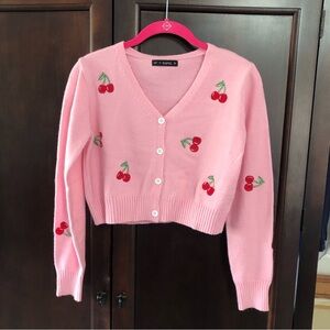 🍒Super cute cherry embroidered sweater